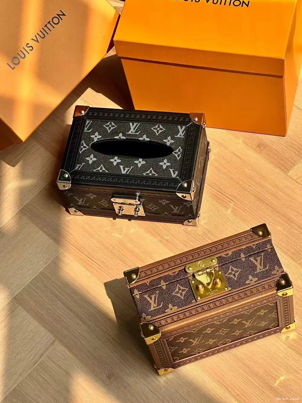 TISSUE BOX LV COVER 0510